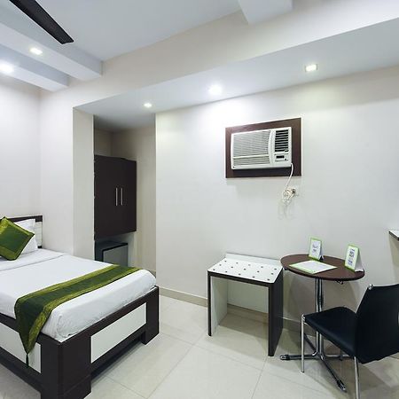 Itsy By Treebo - Jai Ambe Maa Hotel Kolkata Exterior photo