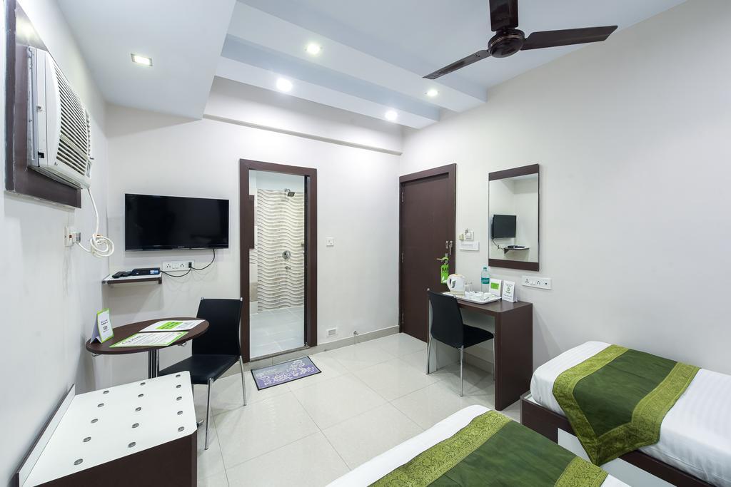 Itsy By Treebo - Jai Ambe Maa Hotel Kolkata Exterior photo